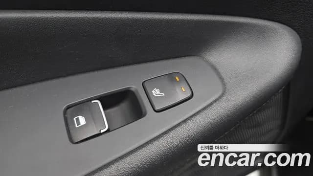 2021 Hyundai The New Santa Fe Diesel 2.2 2WD Sold VIN KMHS281HGMU388080 – exterior detail 2021 Hyundai The New Santa Fe Diesel 2.2 2WD Sold VIN KMHS281HGMU388080 – exterior detail