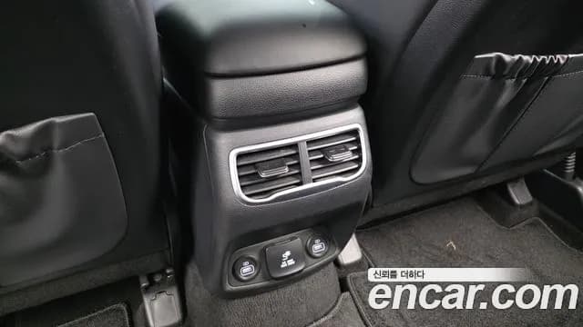 2022 Hyundai The New Santa Fe Diesel 2.2 2WD Sold VIN KMHS281HGNU441977 – photo 14 2022 Hyundai The New Santa Fe Diesel 2.2 2WD Sold VIN KMHS281HGNU441977 – photo 14