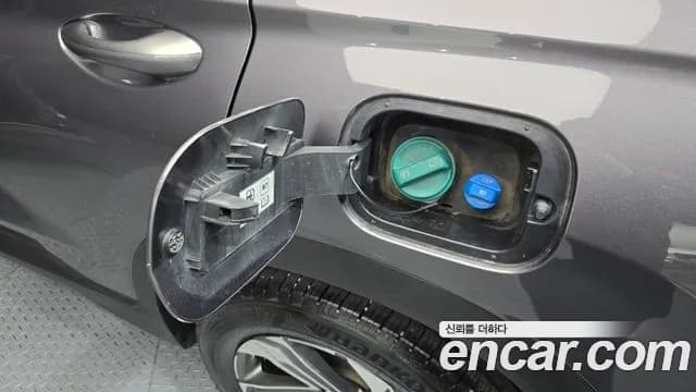 2022 Hyundai The New Santa Fe Diesel 2.2 4WD Sold VIN KMHS281HHNU425457 – trunk area 2022 Hyundai The New Santa Fe Diesel 2.2 4WD Sold VIN KMHS281HHNU425457 – trunk area