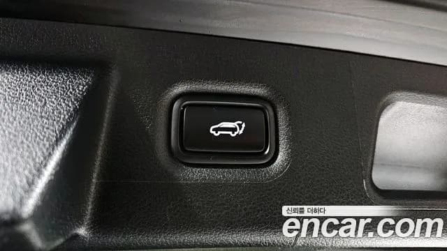 2023 Hyundai The New Santa Fe Diesel 2.2 4WD Sold VIN KMHS281HHPU455286 – dashboard 2023 Hyundai The New Santa Fe Diesel 2.2 4WD Sold VIN KMHS281HHPU455286 – dashboard