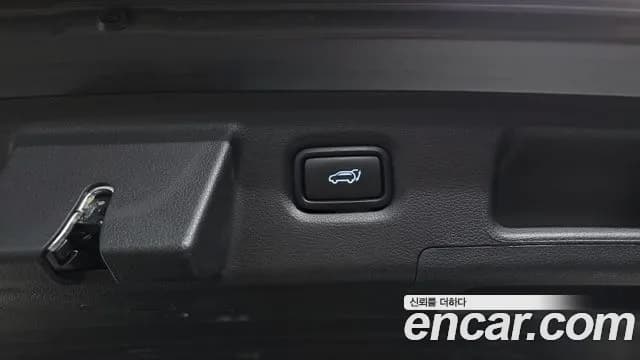 2022 Hyundai The New Santa Fe HEV 1.6 2WD Sold VIN KMHS3811BNU016107 – undercarriage 2022 Hyundai The New Santa Fe HEV 1.6 2WD Sold VIN KMHS3811BNU016107 – undercarriage