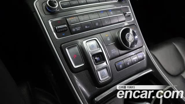 2022 Hyundai The New Santa Fe HEV 1.6 2WD Sold VIN KMHS3811BNU019245 – front exterior 2022 Hyundai The New Santa Fe HEV 1.6 2WD Sold VIN KMHS3811BNU019245 – front exterior