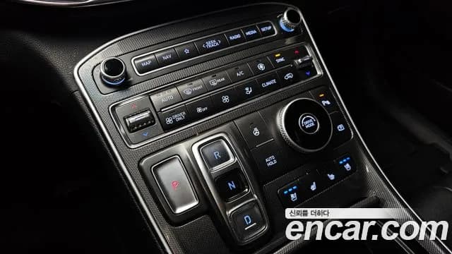 2022 Hyundai The New Santa Fe HEV 1.6 2WD Sold VIN KMHS3811BNU019352 – rear exterior 2022 Hyundai The New Santa Fe HEV 1.6 2WD Sold VIN KMHS3811BNU019352 – rear exterior