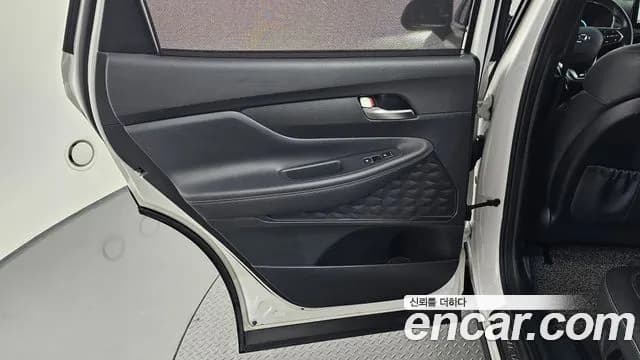 2022 Hyundai The New Santa Fe HEV 1.6 2WD Sold VIN KMHS3811BNU041599 – undercarriage 2022 Hyundai The New Santa Fe HEV 1.6 2WD Sold VIN KMHS3811BNU041599 – undercarriage