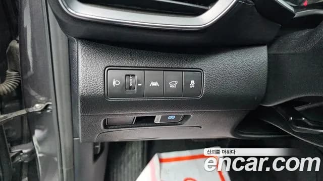 2022 Hyundai The New Santa Fe HEV 1.6 4WD Sold VIN KMHS3811DNU057481 – trunk area 2022 Hyundai The New Santa Fe HEV 1.6 4WD Sold VIN KMHS3811DNU057481 – trunk area