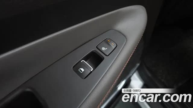 2019 Hyundai Santa Fe TM Gasoline 2.0T 2WD Sold VIN KMHS381ABKU044031 – engine bay 2019 Hyundai Santa Fe TM Gasoline 2.0T 2WD Sold VIN KMHS381ABKU044031 – engine bay