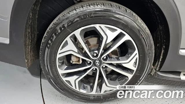 2020 Hyundai Santa Fe TM Gasoline 2.0T 2WD Sold VIN KMHS381ABLU228629 – rear exterior 2020 Hyundai Santa Fe TM Gasoline 2.0T 2WD Sold VIN KMHS381ABLU228629 – rear exterior