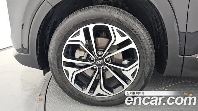 2019 Hyundai Santa Fe TM Gasoline 2.0T 4WD Sold VIN KMHS381ADKU180756 – front exterior 2019 Hyundai Santa Fe TM Gasoline 2.0T 4WD Sold VIN KMHS381ADKU180756 – front exterior