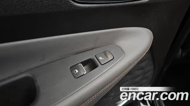 2019 Hyundai Santa Fe TM Gasoline 2.0T 4WD Sold VIN KMHS381ADKU180756 – trunk area 2019 Hyundai Santa Fe TM Gasoline 2.0T 4WD Sold VIN KMHS381ADKU180756 – trunk area