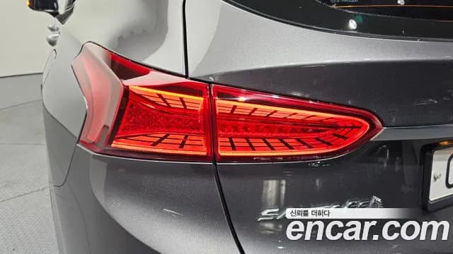 2019 Hyundai Santa Fe TM Diesel 2.0 2WD Sold VIN KMHS381BBKU036106 – trunk area 2019 Hyundai Santa Fe TM Diesel 2.0 2WD Sold VIN KMHS381BBKU036106 – trunk area