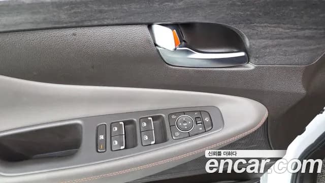 2019 Hyundai Santa Fe TM Diesel 2.0 2WD Sold VIN KMHS381BBKU146452 – trunk area 2019 Hyundai Santa Fe TM Diesel 2.0 2WD Sold VIN KMHS381BBKU146452 – trunk area