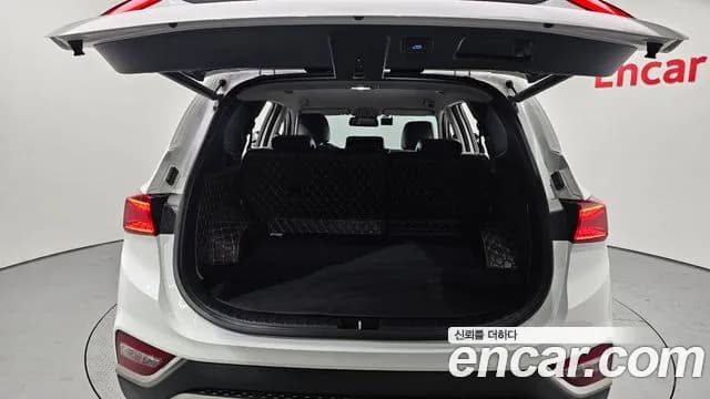 2019 Hyundai Santa Fe TM Diesel 2.0 2WD Sold VIN KMHS381BBKU157625 – exterior detail 2019 Hyundai Santa Fe TM Diesel 2.0 2WD Sold VIN KMHS381BBKU157625 – exterior detail