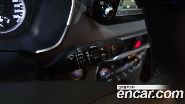 2019 Hyundai Santa Fe TM Diesel 2.0 2WD Sold VIN KMHS381BBKU182141 – interior seats 2019 Hyundai Santa Fe TM Diesel 2.0 2WD Sold VIN KMHS381BBKU182141 – interior seats