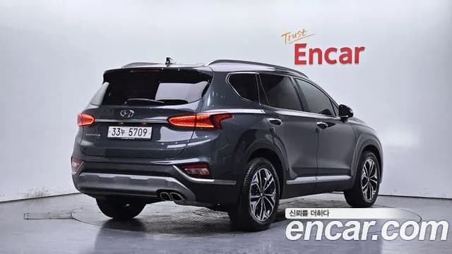 2020 Hyundai Santa Fe TM Diesel 2.0 2WD Sold VIN KMHS381BBLU215735 – trunk area 2020 Hyundai Santa Fe TM Diesel 2.0 2WD Sold VIN KMHS381BBLU215735 – trunk area