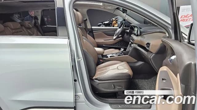 2019 Hyundai Santa Fe TM Diesel 2.2 4WD Sold VIN KMHS381CDKU012666 – trunk area 2019 Hyundai Santa Fe TM Diesel 2.2 4WD Sold VIN KMHS381CDKU012666 – trunk area