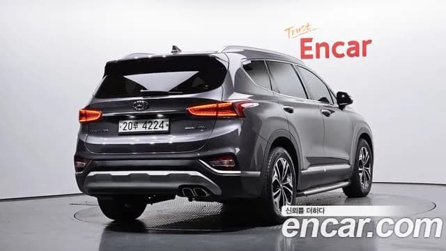 2019 Hyundai Santa Fe TM Diesel 2.2 4WD Sold VIN KMHS381CDKU016658 – rear exterior 2019 Hyundai Santa Fe TM Diesel 2.2 4WD Sold VIN KMHS381CDKU016658 – rear exterior