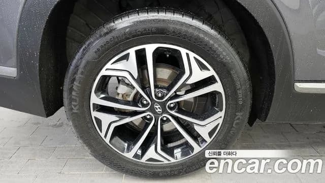 2019 Hyundai Santa Fe TM Diesel 2.2 4WD Sold VIN KMHS381CDKU068187 – rear exterior 2019 Hyundai Santa Fe TM Diesel 2.2 4WD Sold VIN KMHS381CDKU068187 – rear exterior
