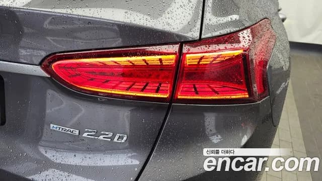 2019 Hyundai Santa Fe TM Diesel 2.2 4WD Sold VIN KMHS381CDKU068187 – exterior detail 2019 Hyundai Santa Fe TM Diesel 2.2 4WD Sold VIN KMHS381CDKU068187 – exterior detail