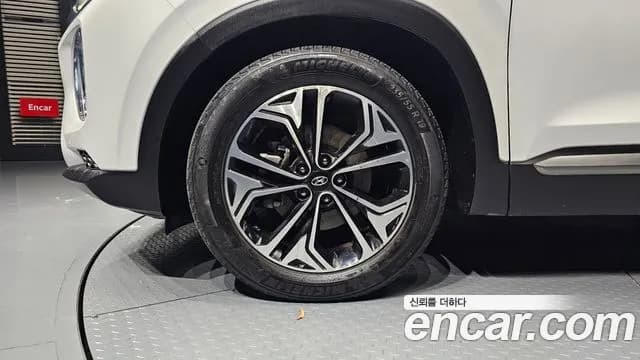 2019 Hyundai Santa Fe TM Diesel 2.2 4WD Sold VIN KMHS381CDKU075692 – exterior detail 2019 Hyundai Santa Fe TM Diesel 2.2 4WD Sold VIN KMHS381CDKU075692 – exterior detail