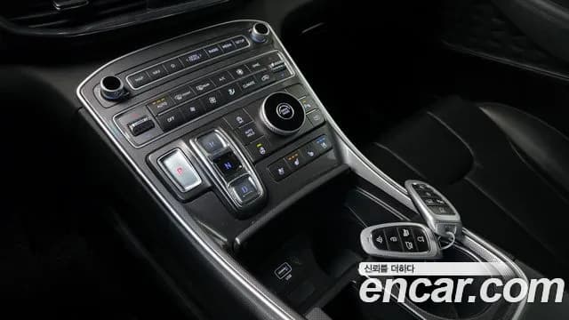 2021 Hyundai The New Santa Fe Diesel 2.2 2WD Sold VIN KMHS381HGMU323089 – photo 15 2021 Hyundai The New Santa Fe Diesel 2.2 2WD Sold VIN KMHS381HGMU323089 – photo 15