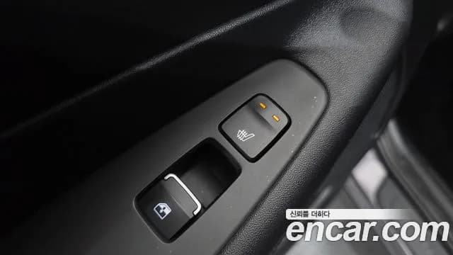 2021 Hyundai The New Santa Fe Diesel 2.2 2WD Sold VIN KMHS381HGMU330835 – exterior detail 2021 Hyundai The New Santa Fe Diesel 2.2 2WD Sold VIN KMHS381HGMU330835 – exterior detail