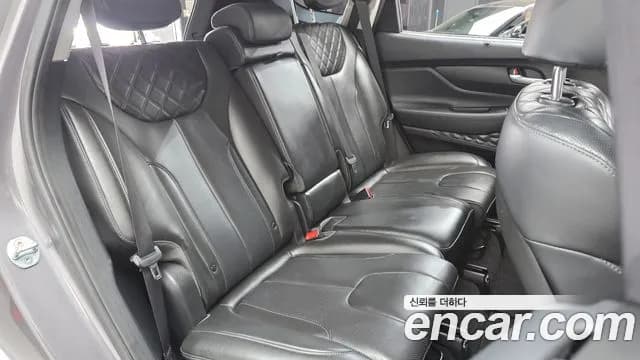 2021 Hyundai The New Santa Fe Diesel 2.2 2WD Sold VIN KMHS381HGMU330835 – trunk area 2021 Hyundai The New Santa Fe Diesel 2.2 2WD Sold VIN KMHS381HGMU330835 – trunk area