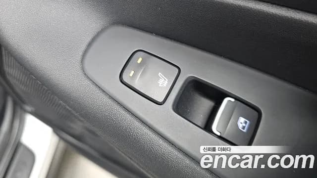 2021 Hyundai The New Santa Fe Diesel 2.2 2WD Sold VIN KMHS381HGMU338666 – exterior detail 2021 Hyundai The New Santa Fe Diesel 2.2 2WD Sold VIN KMHS381HGMU338666 – exterior detail