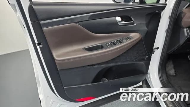 2021 Hyundai The New Santa Fe Diesel 2.2 2WD Sold VIN KMHS381HGMU395469 – photo 14 2021 Hyundai The New Santa Fe Diesel 2.2 2WD Sold VIN KMHS381HGMU395469 – photo 14