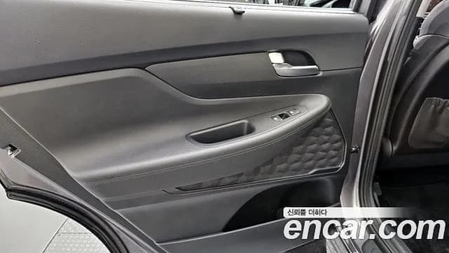 2022 Hyundai The New Santa Fe Diesel 2.2 2WD Sold VIN KMHS381HGNU448488 – exterior detail 2022 Hyundai The New Santa Fe Diesel 2.2 2WD Sold VIN KMHS381HGNU448488 – exterior detail