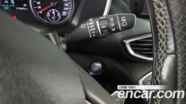 2021 Hyundai The New Santa Fe Diesel 2.2 4WD Sold VIN KMHS381HHMU318593 – photo 18 2021 Hyundai The New Santa Fe Diesel 2.2 4WD Sold VIN KMHS381HHMU318593 – photo 18