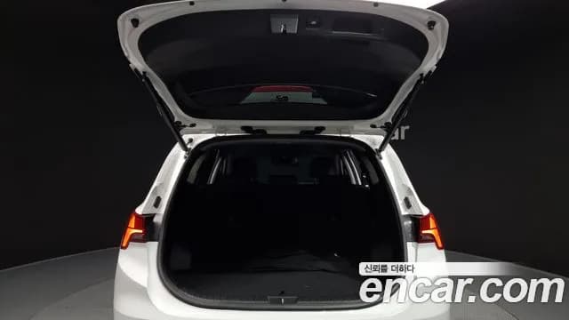 2023 Hyundai The New Santa Fe Gasoline 2.5T 2WD Sold VIN KMHS381LGPU461666 – trunk area 2023 Hyundai The New Santa Fe Gasoline 2.5T 2WD Sold VIN KMHS381LGPU461666 – trunk area