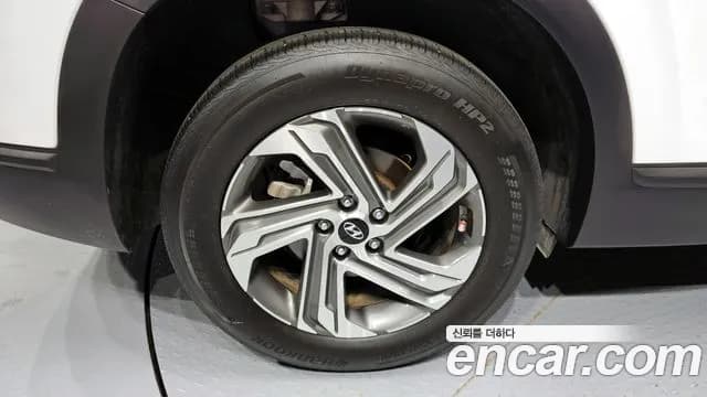 2023 Hyundai The New Santa Fe Gasoline 2.5T 2WD Sold VIN KMHS381LGPU470566 – trunk area 2023 Hyundai The New Santa Fe Gasoline 2.5T 2WD Sold VIN KMHS381LGPU470566 – trunk area