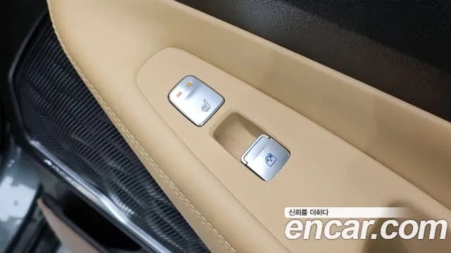 2023 Hyundai The New Santa Fe HEV 1.6 2WD Sold VIN KMHS5811BPU070048 – exterior detail 2023 Hyundai The New Santa Fe HEV 1.6 2WD Sold VIN KMHS5811BPU070048 – exterior detail