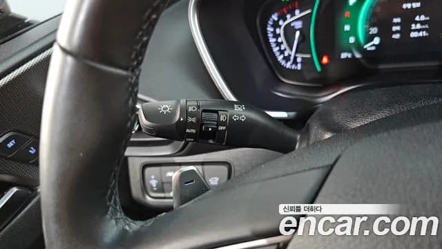 2019 Hyundai Santa Fe TM Gasoline 2.0T 2WD Sold VIN KMHS581ABKU158630 – exterior detail 2019 Hyundai Santa Fe TM Gasoline 2.0T 2WD Sold VIN KMHS581ABKU158630 – exterior detail