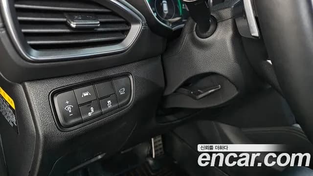 2019 Hyundai Santa Fe TM Gasoline 2.0T 2WD Sold VIN KMHS581ABKU158630 – trunk area 2019 Hyundai Santa Fe TM Gasoline 2.0T 2WD Sold VIN KMHS581ABKU158630 – trunk area