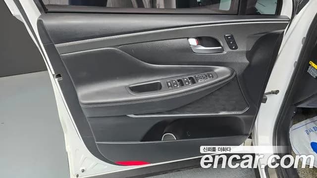 2019 Hyundai Santa Fe TM Gasoline 2.0T 2WD Sold VIN KMHS581ABKU170382 – interior seats 2019 Hyundai Santa Fe TM Gasoline 2.0T 2WD Sold VIN KMHS581ABKU170382 – interior seats