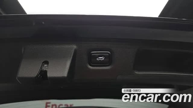 2019 Hyundai Santa Fe TM Gasoline 2.0T 2WD Sold VIN KMHS581ABKU175660 – undercarriage 2019 Hyundai Santa Fe TM Gasoline 2.0T 2WD Sold VIN KMHS581ABKU175660 – undercarriage