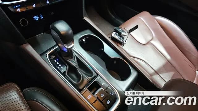 2020 Hyundai Santa Fe TM Gasoline 2.0T 2WD Sold VIN KMHS581ABLU207998 – interior seats 2020 Hyundai Santa Fe TM Gasoline 2.0T 2WD Sold VIN KMHS581ABLU207998 – interior seats