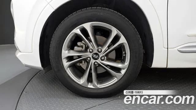 2020 Hyundai Santa Fe TM Gasoline 2.0T 2WD Sold VIN KMHS581ABLU231343 – photo 13 2020 Hyundai Santa Fe TM Gasoline 2.0T 2WD Sold VIN KMHS581ABLU231343 – photo 13