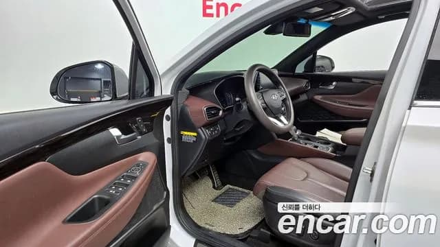 2019 Hyundai Santa Fe TM Diesel 2.2 2WD Sold VIN KMHS581CBKU086974 – interior seats 2019 Hyundai Santa Fe TM Diesel 2.2 2WD Sold VIN KMHS581CBKU086974 – interior seats