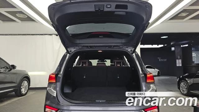 2019 Hyundai Santa Fe TM Diesel 2.2 2WD Sold VIN KMHS581CBKU164211 – photo 14 2019 Hyundai Santa Fe TM Diesel 2.2 2WD Sold VIN KMHS581CBKU164211 – photo 14