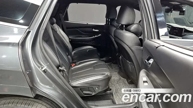 2021 Hyundai The New Santa Fe Diesel 2.2 2WD Sold VIN KMHS581HGMU324255 – exterior detail 2021 Hyundai The New Santa Fe Diesel 2.2 2WD Sold VIN KMHS581HGMU324255 – exterior detail