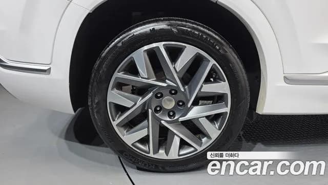 2021 Hyundai The New Santa Fe Diesel 2.2 2WD Sold VIN KMHS581HGMU332154 – rear exterior 2021 Hyundai The New Santa Fe Diesel 2.2 2WD Sold VIN KMHS581HGMU332154 – rear exterior