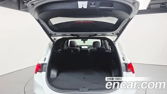 2021 Hyundai The New Santa Fe Diesel 2.2 2WD Sold VIN KMHS581HGMU332154 – interior seats 2021 Hyundai The New Santa Fe Diesel 2.2 2WD Sold VIN KMHS581HGMU332154 – interior seats