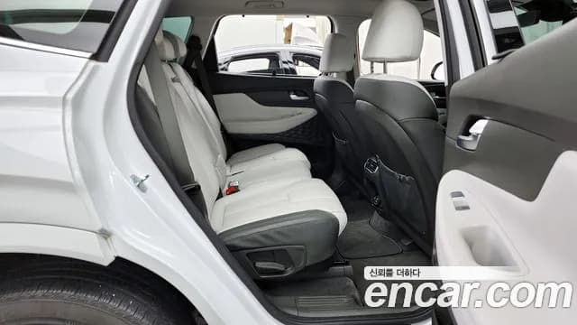 2023 Hyundai The New Santa Fe Diesel 2.2 2WD Sold VIN KMHS581HGPU459401 – side profile 2023 Hyundai The New Santa Fe Diesel 2.2 2WD Sold VIN KMHS581HGPU459401 – side profile