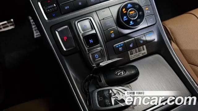 2021 Hyundai The New Santa Fe Diesel 2.2 4WD Sold VIN KMHS581HHMU374943 – interior seats 2021 Hyundai The New Santa Fe Diesel 2.2 4WD Sold VIN KMHS581HHMU374943 – interior seats