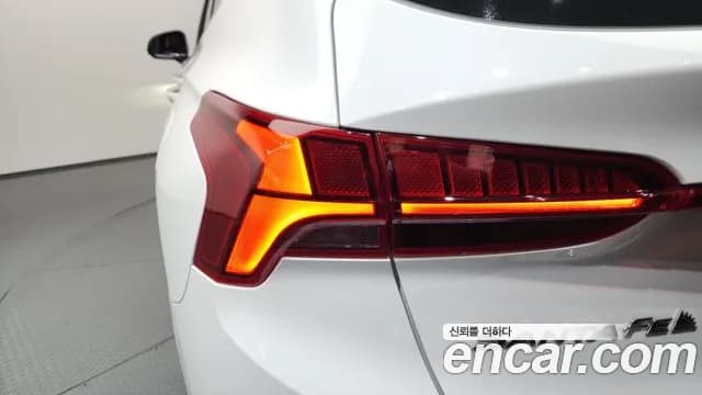 2022 Hyundai The New Santa Fe Diesel 2.2 4WD Sold VIN KMHS581HHNU449505 – photo 37 2022 Hyundai The New Santa Fe Diesel 2.2 4WD Sold VIN KMHS581HHNU449505 – photo 37