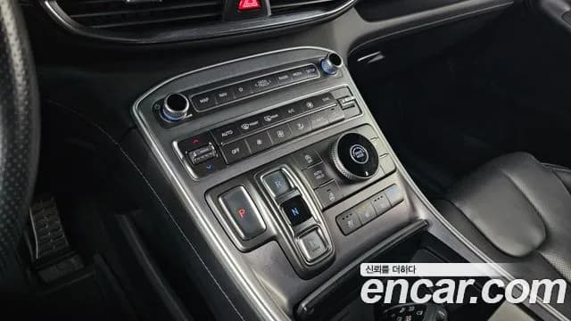 2021 Hyundai The New Santa Fe Gasoline 2.5T 2WD Sold VIN KMHS581LGMU375598 – interior seats 2021 Hyundai The New Santa Fe Gasoline 2.5T 2WD Sold VIN KMHS581LGMU375598 – interior seats
