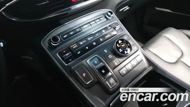 2021 Hyundai The New Santa Fe Gasoline 2.5T 4WD Sold VIN KMHS581LHMU361199 – undercarriage 2021 Hyundai The New Santa Fe Gasoline 2.5T 4WD Sold VIN KMHS581LHMU361199 – undercarriage