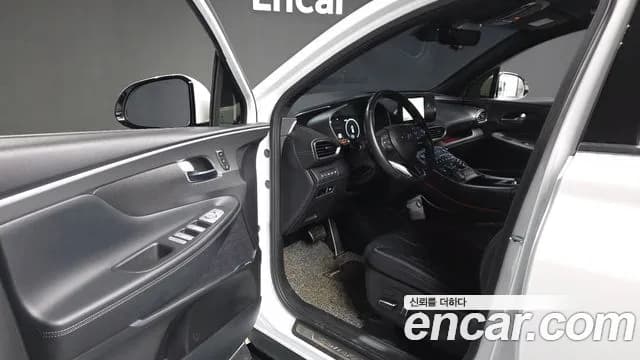 2021 Hyundai The New Santa Fe Gasoline 2.5T 4WD Sold VIN KMHS581LHMU361199 – trunk area 2021 Hyundai The New Santa Fe Gasoline 2.5T 4WD Sold VIN KMHS581LHMU361199 – trunk area